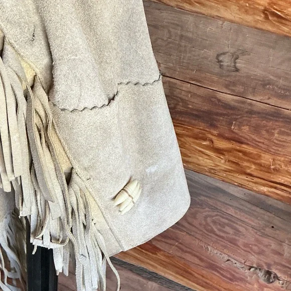 Vintage Fringed Suede Jacket - Picture 4 of 11